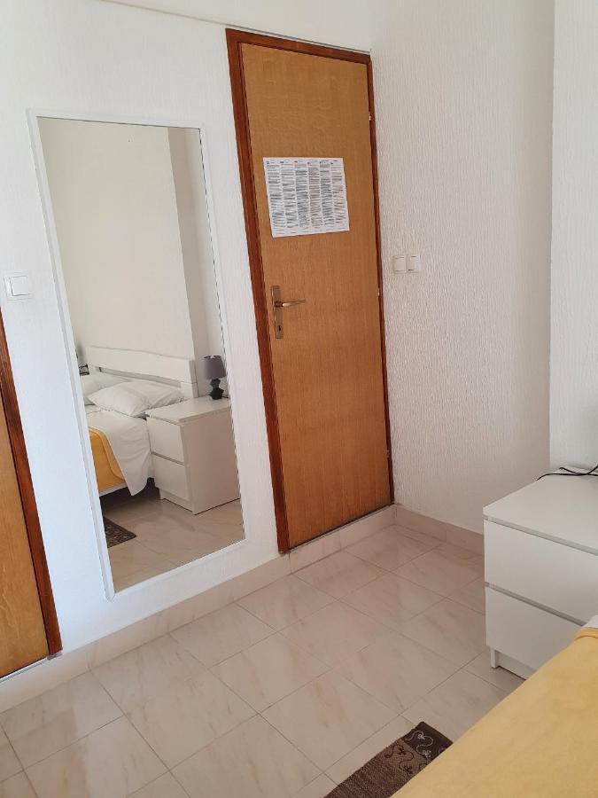 Apartment Ella Banjol Extérieur photo